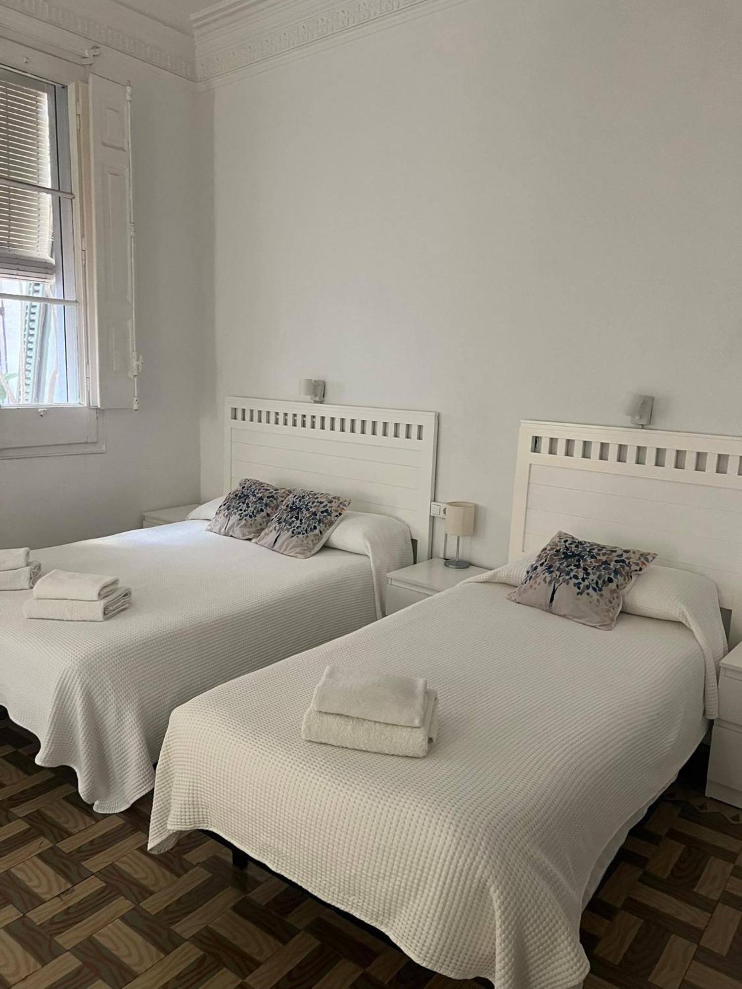 Hostal Del Palau Барселона Экстерьер фото